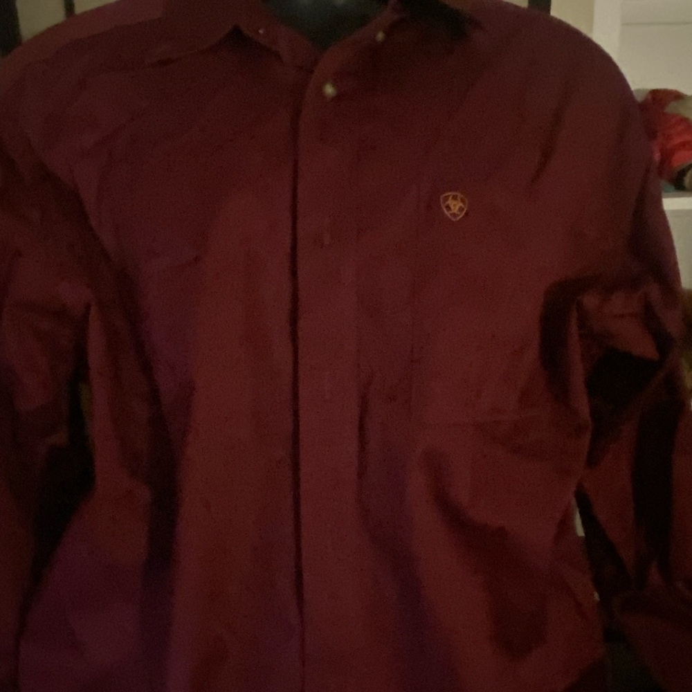 Ariat Men's Burgundy Long-Sleeve Button-Down Shirt